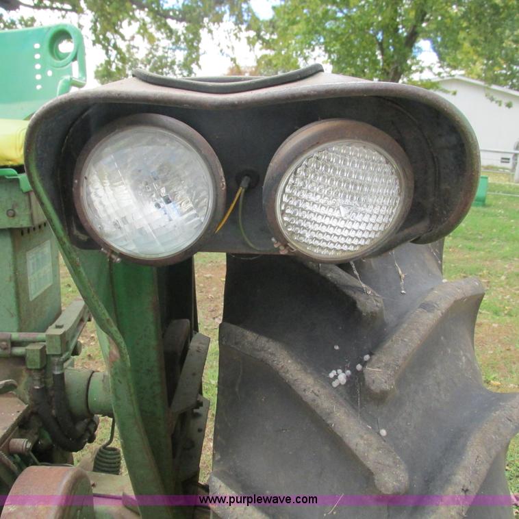 image for item L5312 John Deere 530 tractor