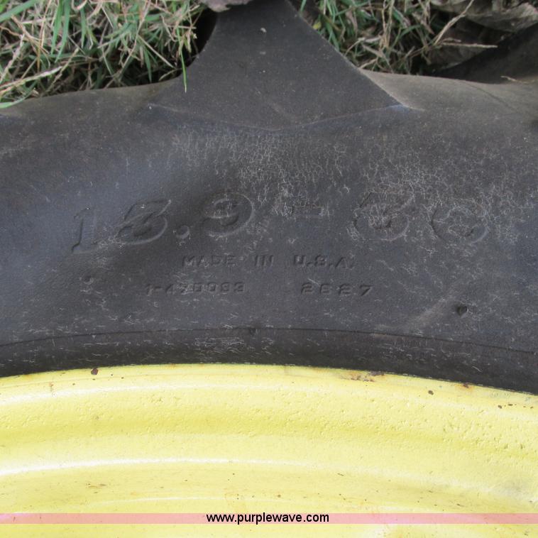 image for item L5312 John Deere 530 tractor