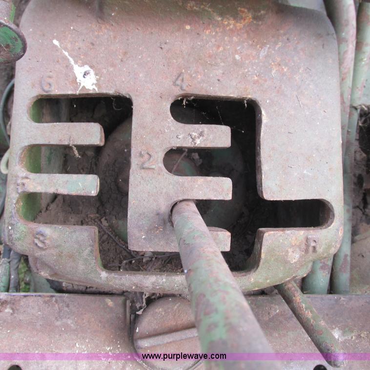 image for item L5312 John Deere 530 tractor