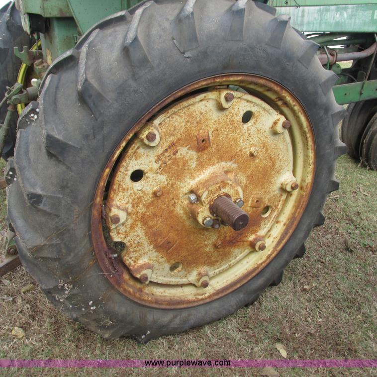 image for item L5312 John Deere 530 tractor