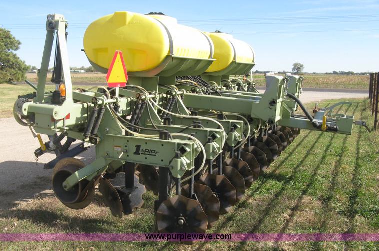 image for item L6435 2004 Orthman 1tRipr 836-011 strip tiller