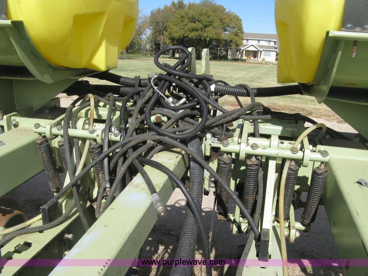 image for item L6435 2004 Orthman 1tRipr 836-011 strip tiller