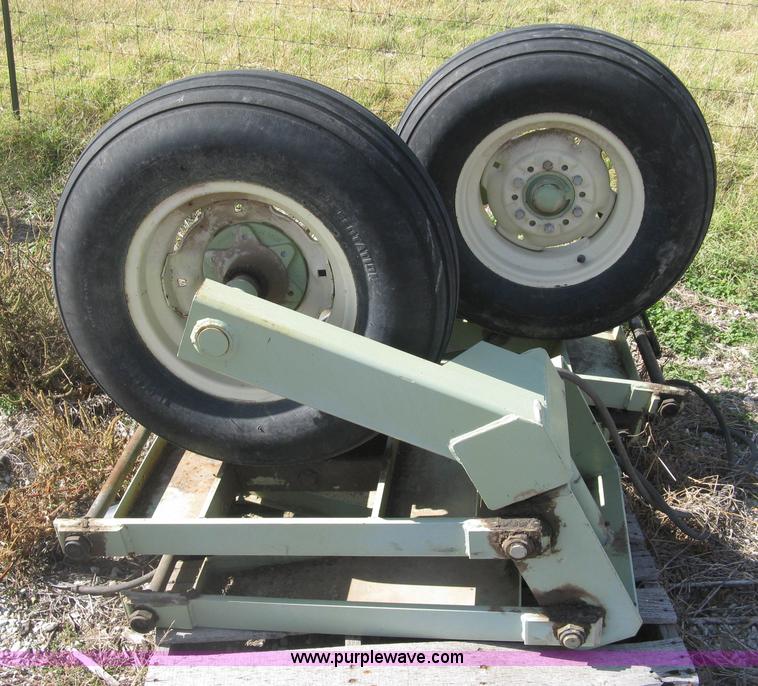 image for item L6435 2004 Orthman 1tRipr 836-011 strip tiller