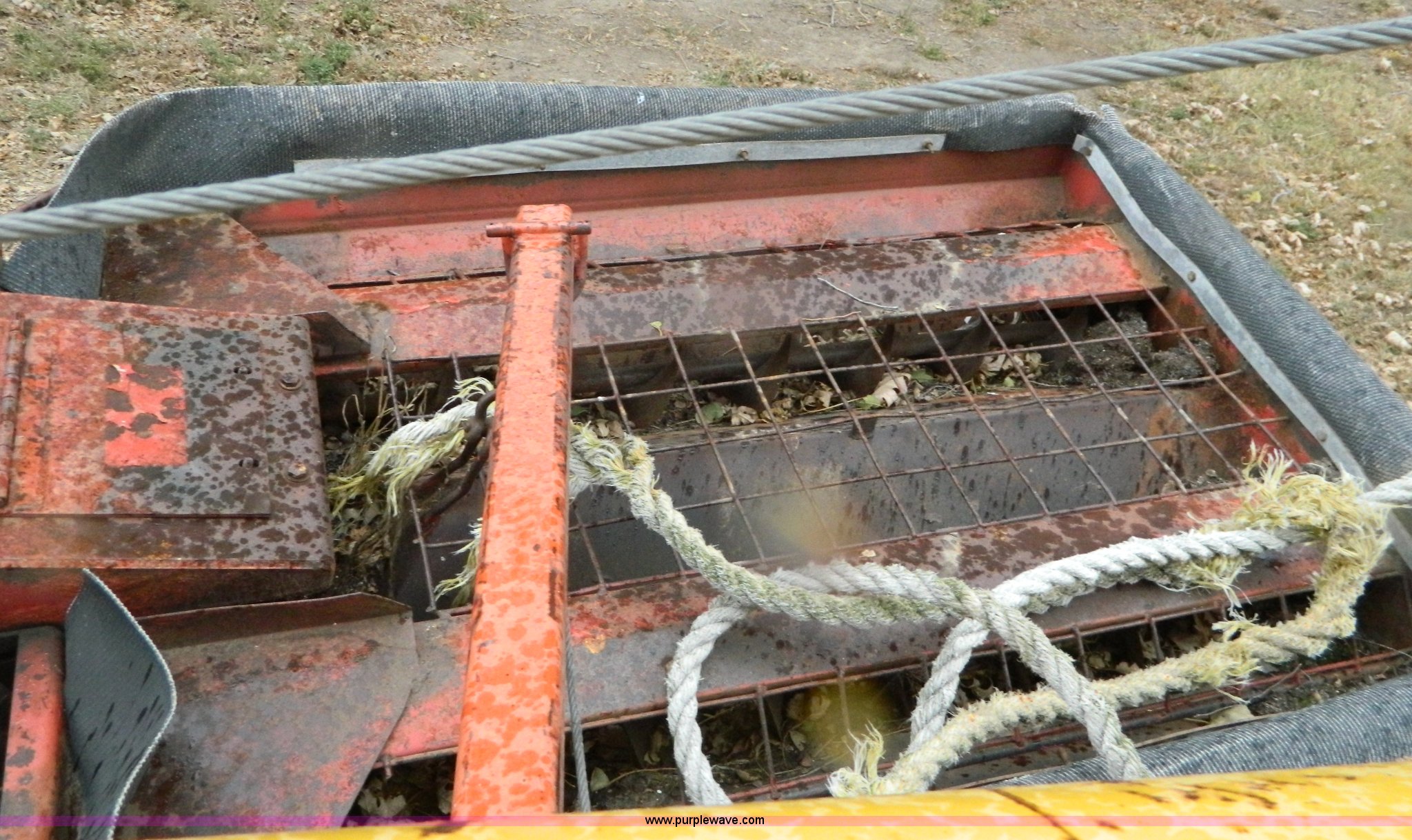 Mayrath grain auger in Great Bend, KS | Item BT9851 sold | Purple Wave