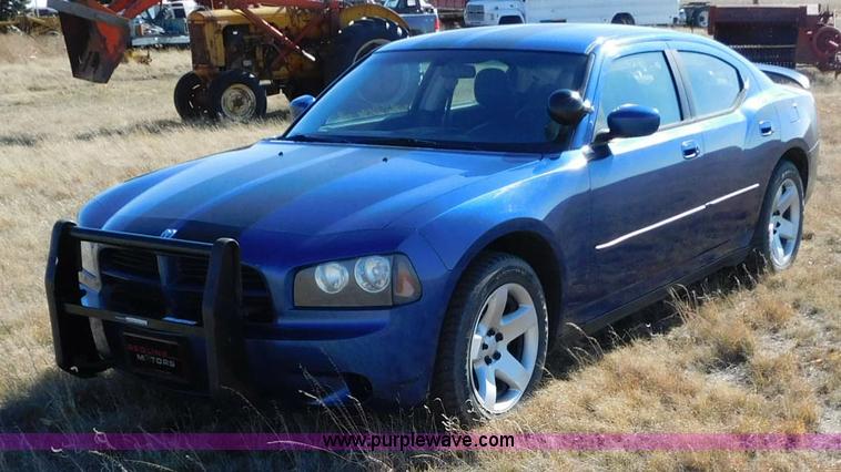 image for item AW9439 2009 Dodge Charger SE with police package