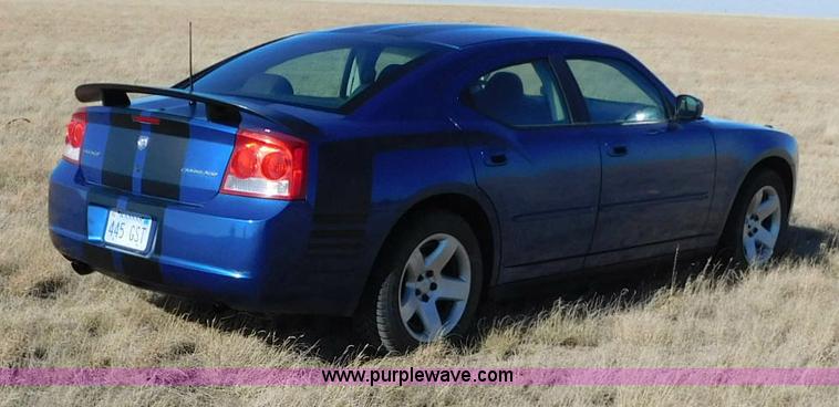 image for item AW9439 2009 Dodge Charger SE with police package