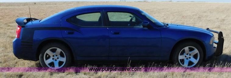 image for item AW9439 2009 Dodge Charger SE with police package
