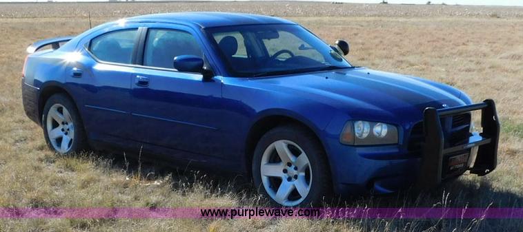 image for item AW9439 2009 Dodge Charger SE with police package