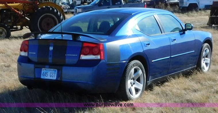 image for item AW9439 2009 Dodge Charger SE with police package