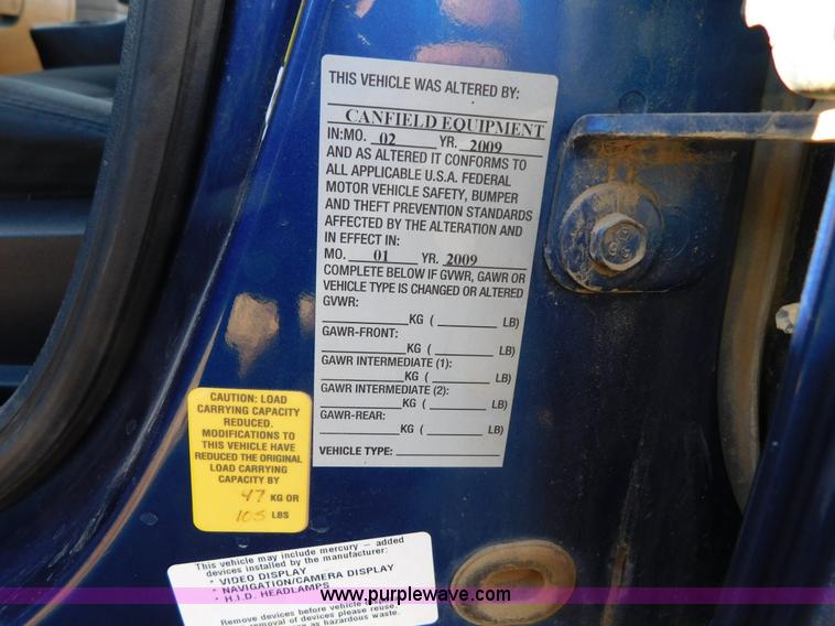 image for item AW9439 2009 Dodge Charger SE with police package