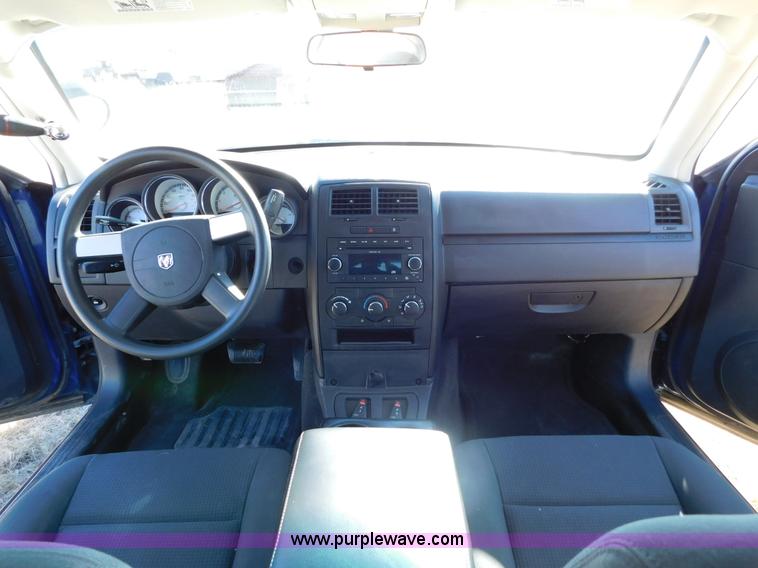 image for item AW9439 2009 Dodge Charger SE with police package