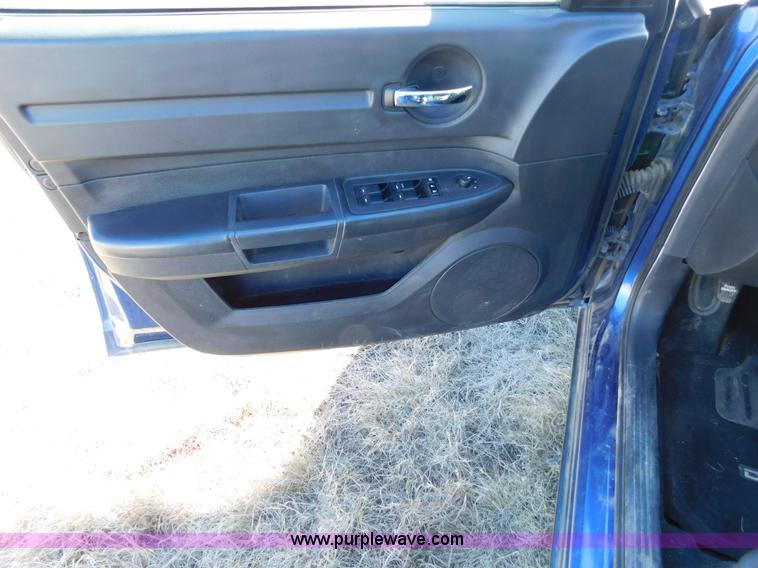 image for item AW9439 2009 Dodge Charger SE with police package