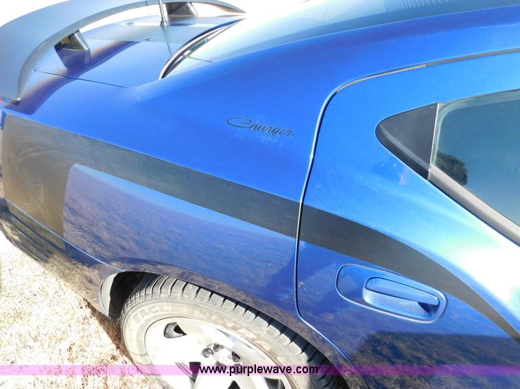 image for item AW9439 2009 Dodge Charger SE with police package