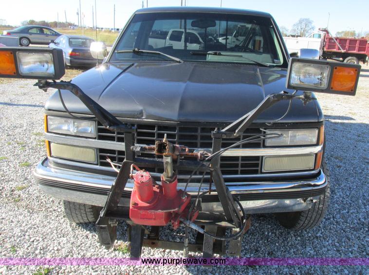 image for item AW9624 1991 Chevrolet 2500 pickup truck
