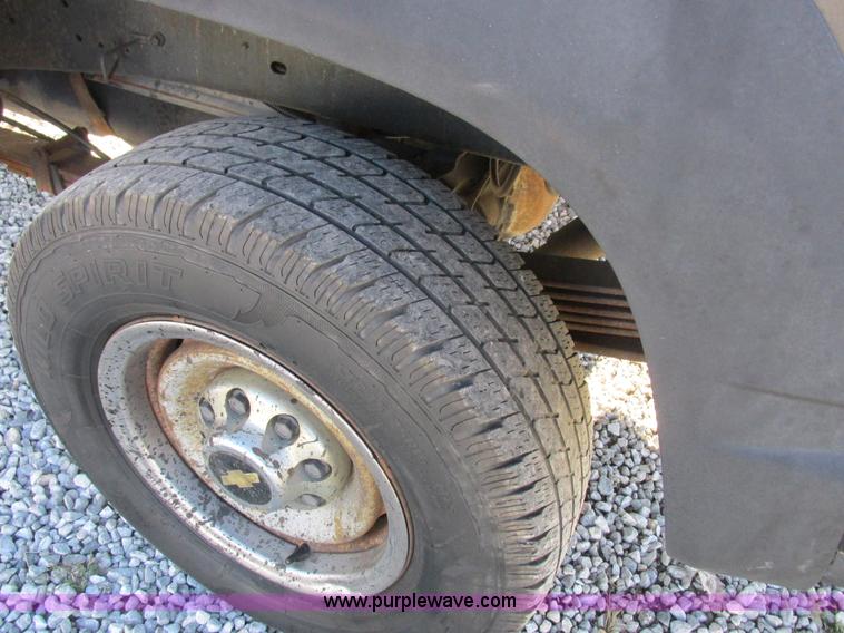 image for item AW9624 1991 Chevrolet 2500 pickup truck