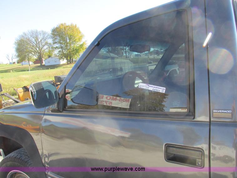 image for item AW9624 1991 Chevrolet 2500 pickup truck