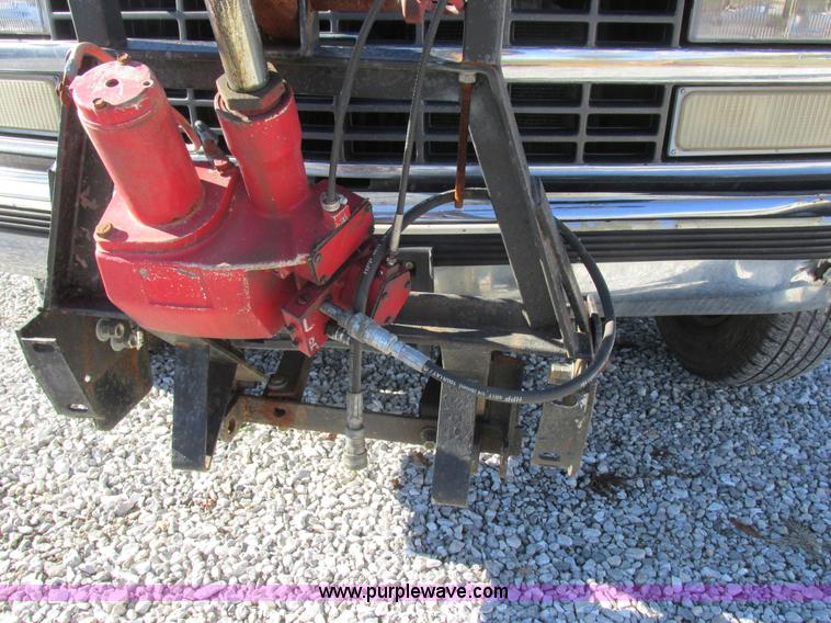 image for item AW9624 1991 Chevrolet 2500 pickup truck