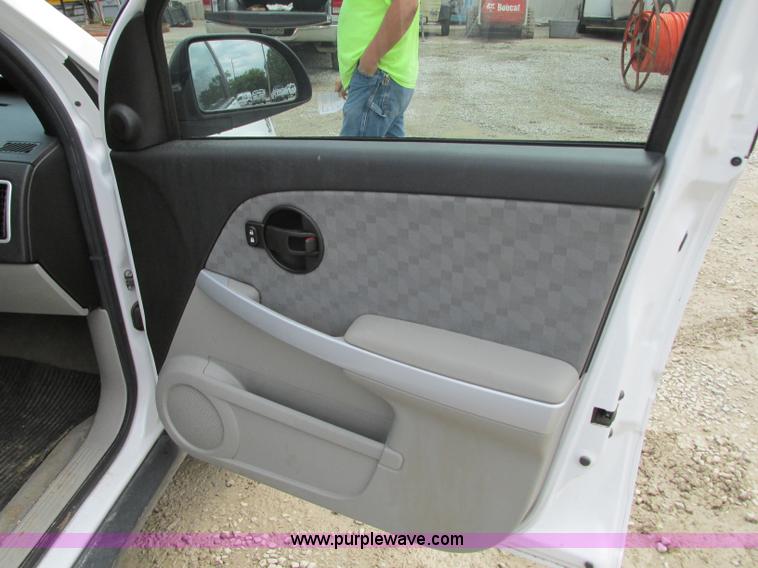 image for item B2991 2009 Chevrolet Equinox LS SUV