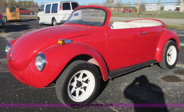 image for item BB9056 1974 Volkswagen Super Beetle