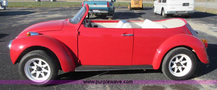 image for item BB9056 1974 Volkswagen Super Beetle