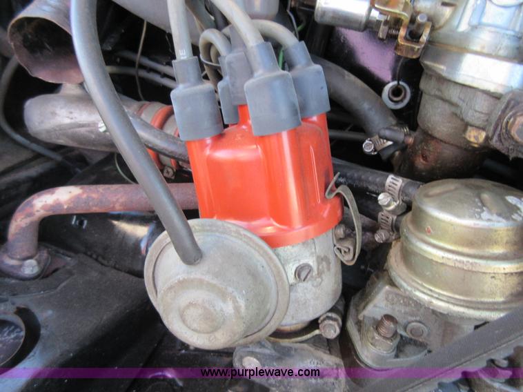 image for item BB9056 1974 Volkswagen Super Beetle