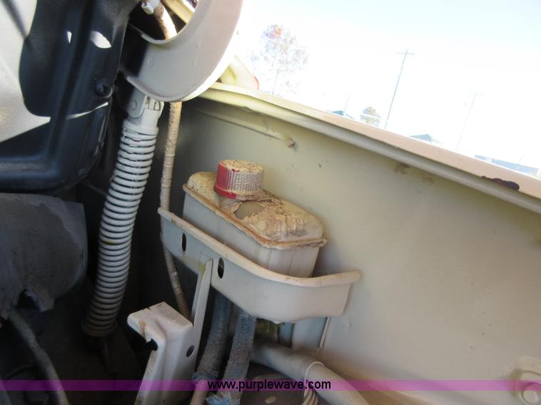 image for item BB9056 1974 Volkswagen Super Beetle