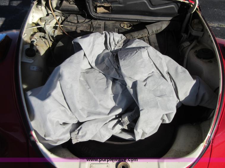 image for item BB9056 1974 Volkswagen Super Beetle