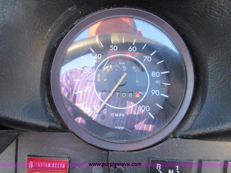 image for item BB9056 1974 Volkswagen Super Beetle