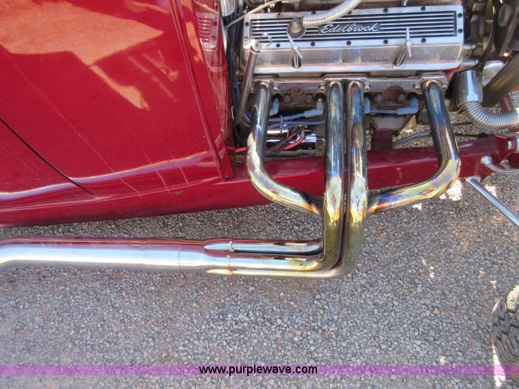 image for item BB9064 1932 Ford