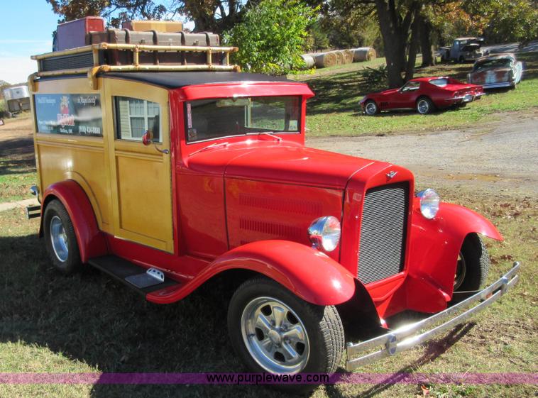 image for item BB9071 1930 Ford Woody