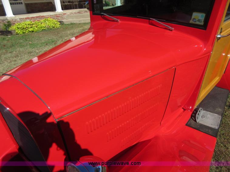 image for item BB9071 1930 Ford Woody