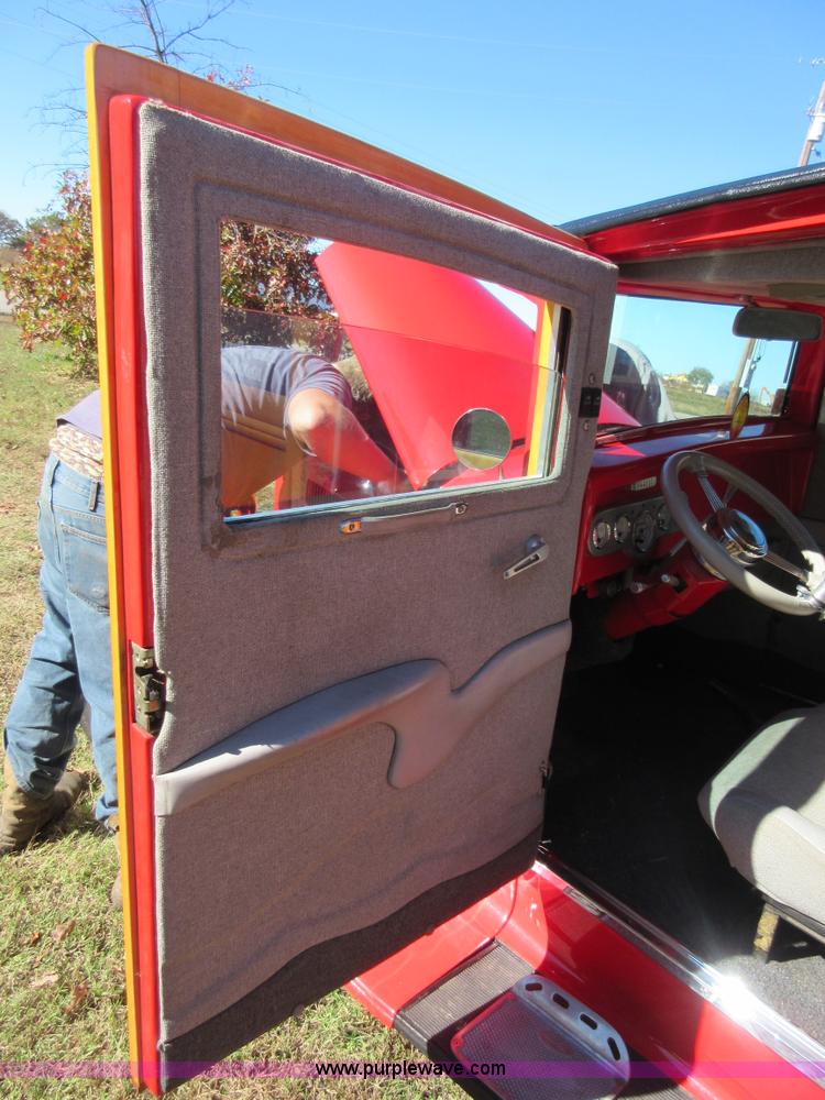 image for item BB9071 1930 Ford Woody