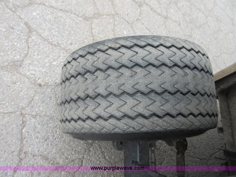 image for item BB9089 2003 EZ GO golf cart