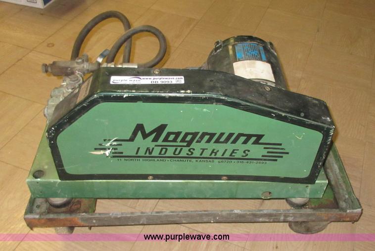 image for item BB9093 Magnum Industries pump