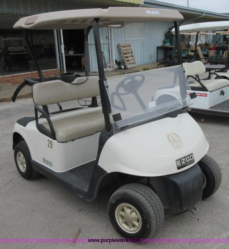 image for item BB9094 2012 EZ GO RXV golf cart