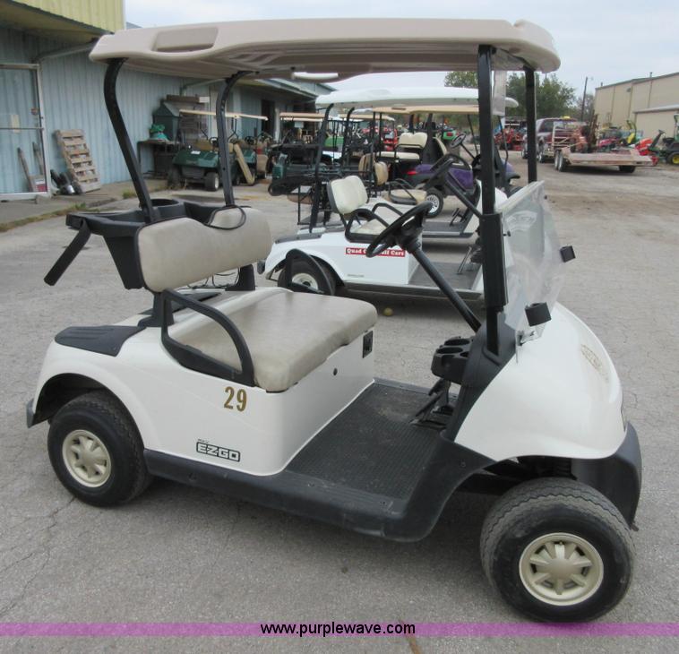 image for item BB9094 2012 EZ GO RXV golf cart