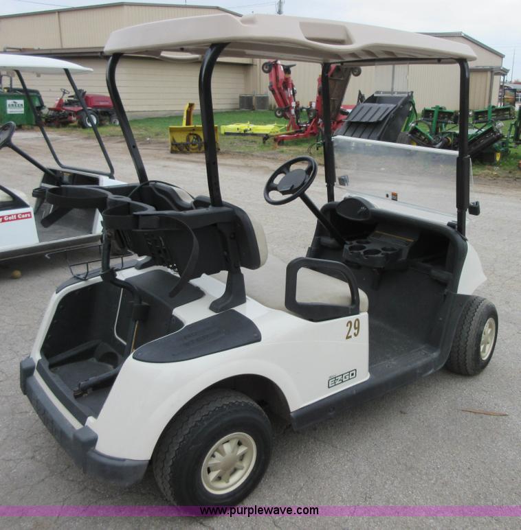image for item BB9094 2012 EZ GO RXV golf cart