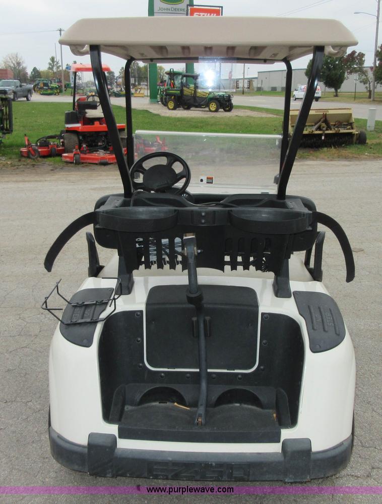 image for item BB9094 2012 EZ GO RXV golf cart