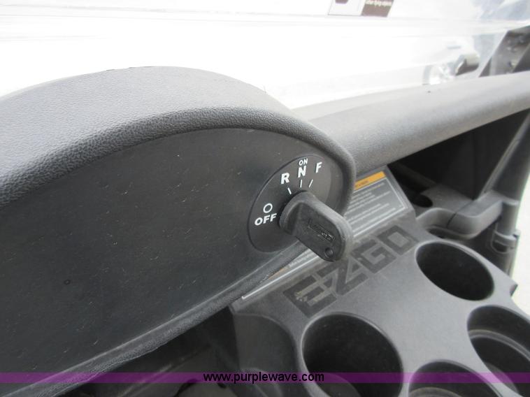 image for item BB9094 2012 EZ GO RXV golf cart