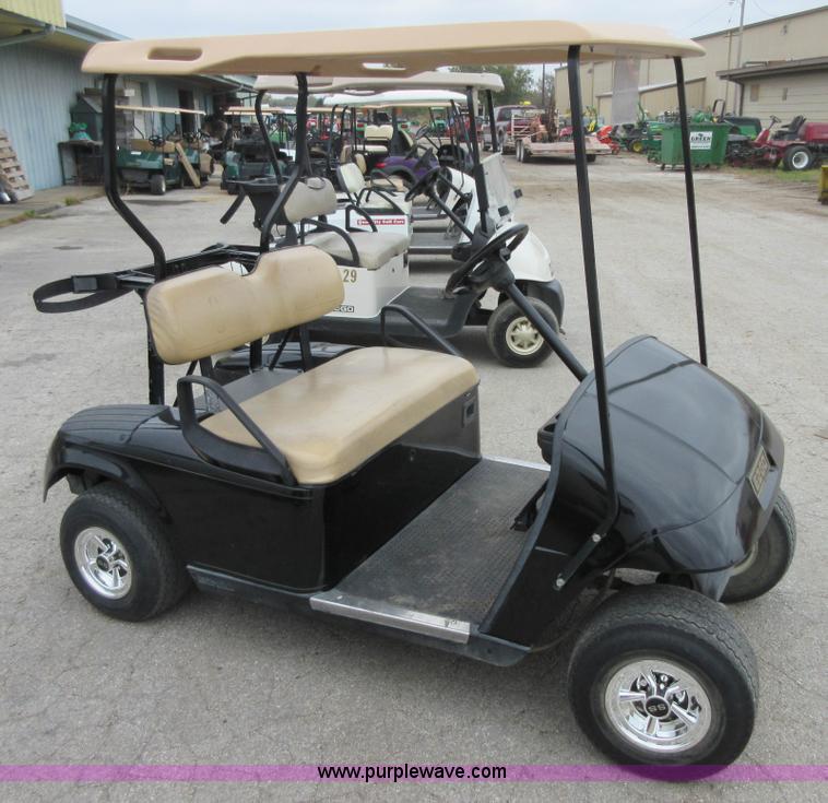 image for item BB9095 2003 EZ GO golf cart