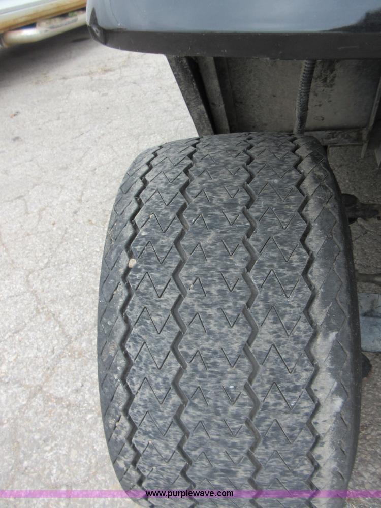 image for item BB9095 2003 EZ GO golf cart