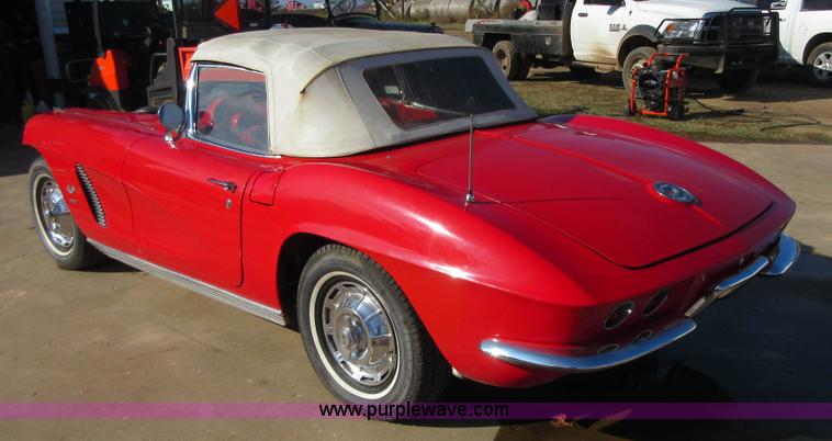 image for item BB9096 1962 Chevrolet Corvette convertible