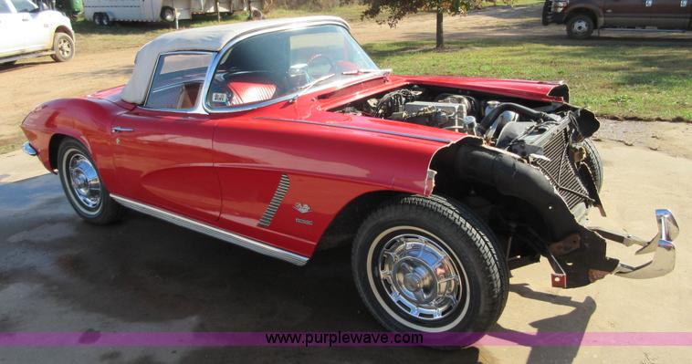 image for item BB9096 1962 Chevrolet Corvette convertible