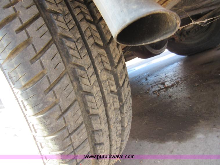 image for item BB9096 1962 Chevrolet Corvette convertible