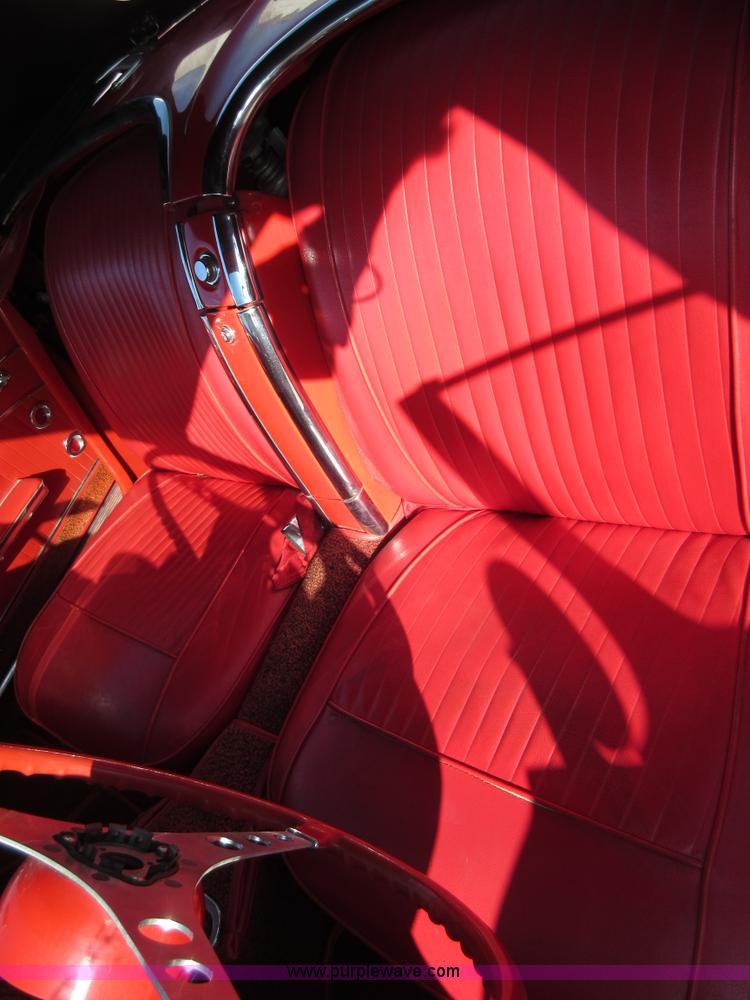 image for item BB9096 1962 Chevrolet Corvette convertible