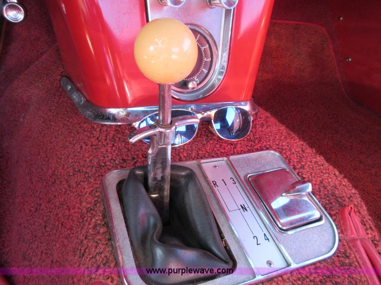 image for item BB9096 1962 Chevrolet Corvette convertible