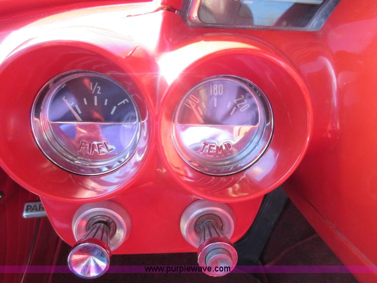 image for item BB9096 1962 Chevrolet Corvette convertible