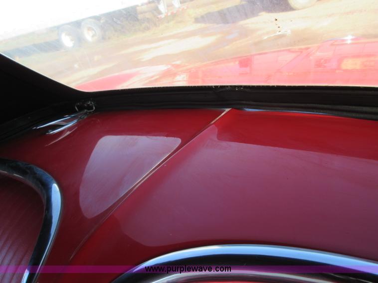 image for item BB9096 1962 Chevrolet Corvette convertible