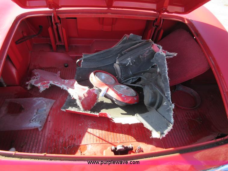 image for item BB9096 1962 Chevrolet Corvette convertible