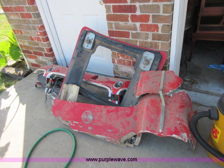 image for item BB9096 1962 Chevrolet Corvette convertible